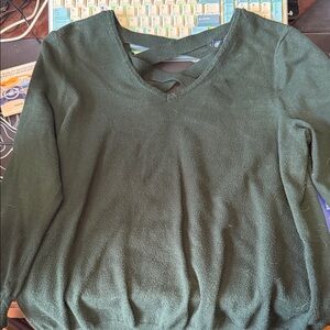 Women's Green V-Neck Top